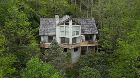 Mountain Chalet for Sale at Auction in Seven Devils NC - image 26