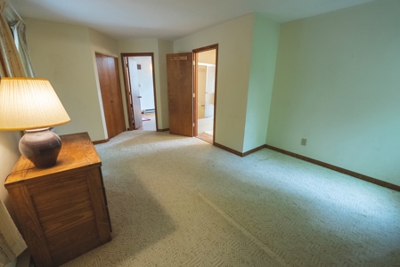 Mountain Chalet for Sale at Auction in Seven Devils NC - image 11