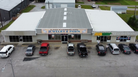 Prime Commercial Property in Monticello, Kentucky - image 2