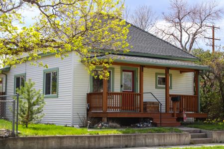 3 bedroom, 1 bath Bungalow in Historic Livingston - image 2