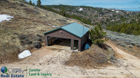 Casper Mountain Cabin on 140± Acres near Hogadon Ski Resort - image 25