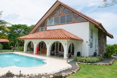 Luxury beach home in Punta Barco with a pool and ocean views - image 20