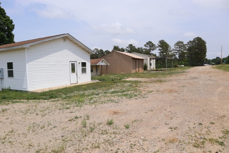 Commercial Building & Land With Us Hwy Frontage For Sale - image 7