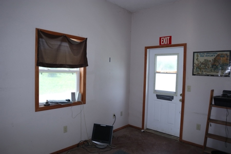 Commercial Building & Land With Us Hwy Frontage For Sale - image 17