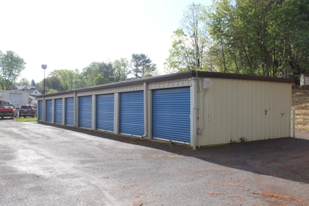 ** PENDING ** Storage Unit Complex for Auction - image 16