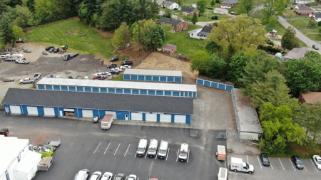 ** PENDING ** Storage Unit Complex for Auction - image 5