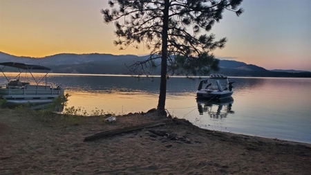 Beach Access with 2 Buildable Lake Roosevelt View Lots! - image 29