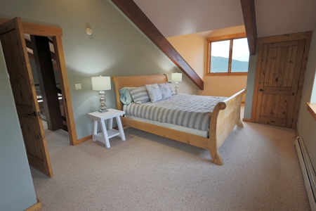 Mountain Log Home with Barn, Exceptional Mule Deer Hunting - image 10