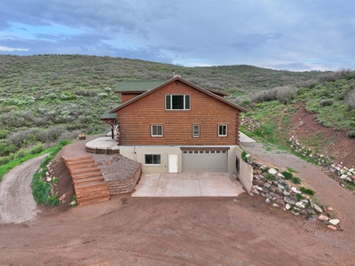 Mountain Log Home with Barn, Exceptional Mule Deer Hunting - image 35