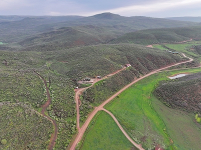 Mountain Log Home with Barn, Exceptional Mule Deer Hunting - image 39