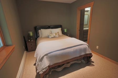 Mountain Log Home with Barn, Exceptional Mule Deer Hunting - image 21