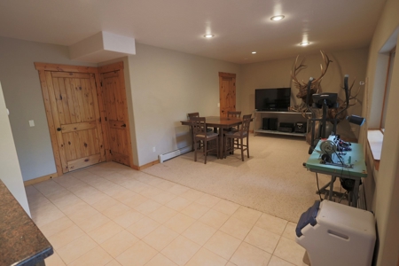 Mountain Log Home with Barn, Exceptional Mule Deer Hunting - image 23