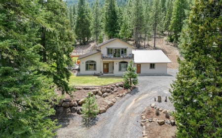 Southern Oregon Timbered Country Home w/possible owner carry - image 31