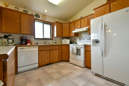 Small Farm Set-Up Just Outside Of City Limits Moscow, ID! - image 38