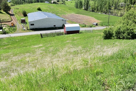 Small Farm Set-Up Just Outside Of City Limits Moscow, ID! - image 14
