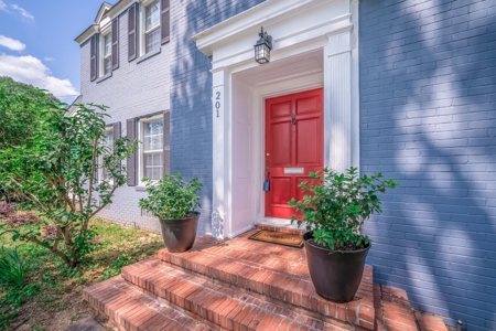 Historic Home with Large Lot in Longview, Texas - image 2
