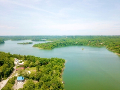 Wonderful Lake House on Nolin River Lake - image 25
