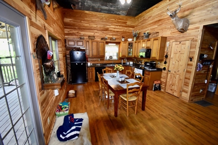 Wonderful Lake House on Nolin River Lake - image 8