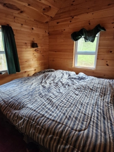 Island Lakefront Camp - image 7
