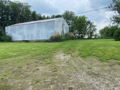 Live Auction- 104.14 Acres in Blackwater, MO with Home - image 2