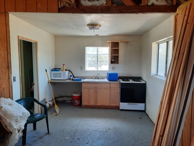 Rural Northern Az Off Grid Cabin On 40 Fenced Acres - image 11