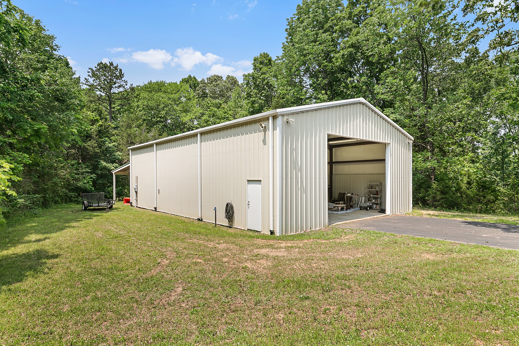 TN Family Compound w/191 Ac, Shops, Creeks, Timber, Wildlife - image 6