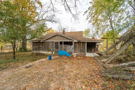 Picturesque 132.28 +/- Acres in the Ozarks - image 3