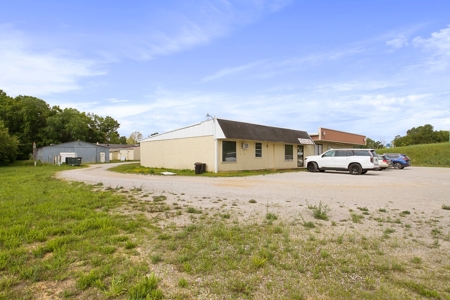 Prime Commercial Property on Busy Highway 160 West Plains MO - image 20