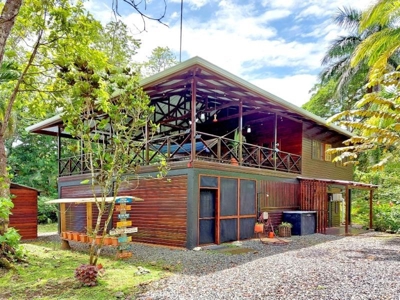 Titled BnB in Big Creek, Bocas del Toro - image 1