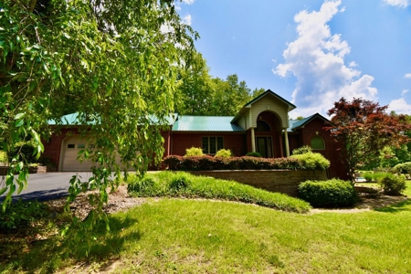 Southern Indiana Country Home - image 1