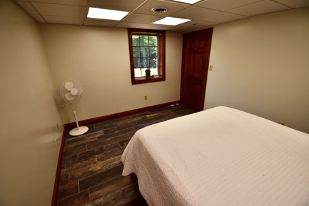 Southern Indiana Country Home - image 34