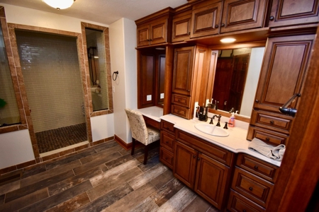 Southern Indiana Country Home - image 30