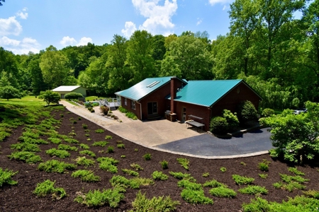 Southern Indiana Country Home - image 4