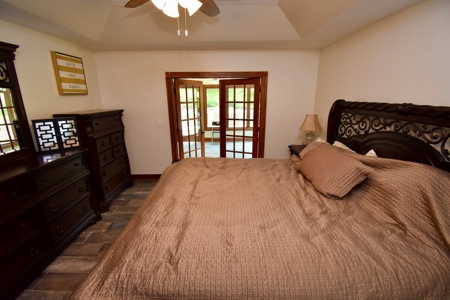 Southern Indiana Country Home - image 28