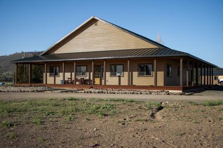 Dry Creek Ranch - Lakeview Oregon, Captivating Property - image 1