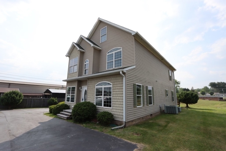Home for Sale in Bristol VA! - image 32