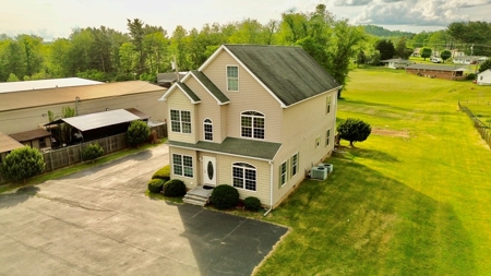 Home for Sale in Bristol VA! - image 5