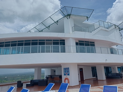 Amazing beachfront Condo in Coronado Bay Panama *Sold* - image 8