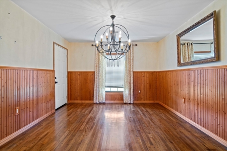 Home with Barn for Sale in Canton, Texas - image 20