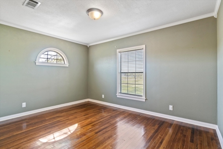 Home with Barn for Sale in Canton, Texas - image 23