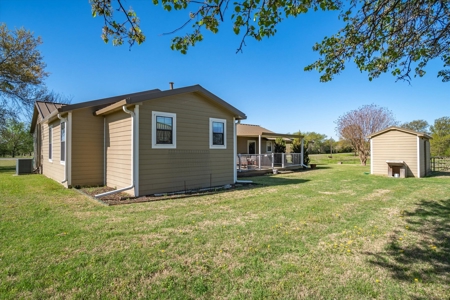 Home with Barn for Sale in Canton, Texas - image 33