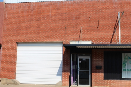 Commercial Building Atoka, Oklahoma - image 3