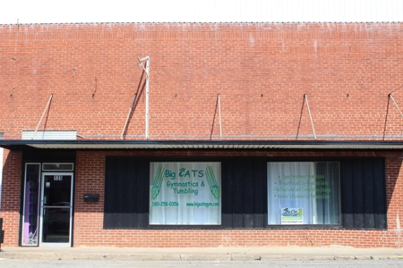 Commercial Building Atoka, Oklahoma - image 1
