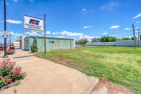 Commercial Property For Sale In Sayre, OK - image 1
