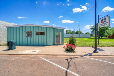 Commercial Property For Sale In Sayre, OK - image 4