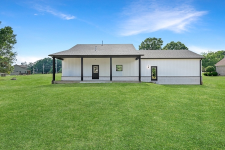 Large New Construction Subdivision Home in Brownsville TN - image 22