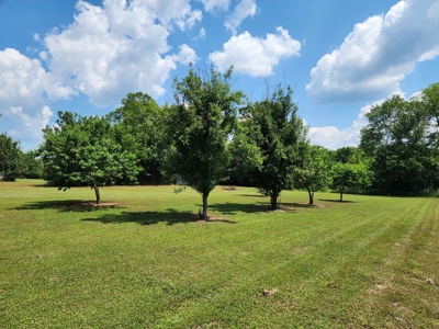 Country Home & Shop on 4 Acres – Poteau, Oklahoma - image 15