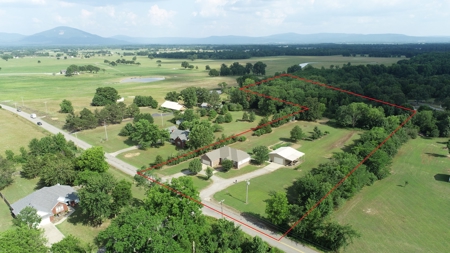 Country Home & Shop on 4 Acres – Poteau, Oklahoma - image 49