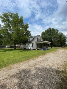 Investor Special: Charming Farmhouse in Lumberton, TX - image 6