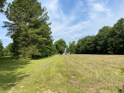 Investor Special: Charming Farmhouse in Lumberton, TX - image 24